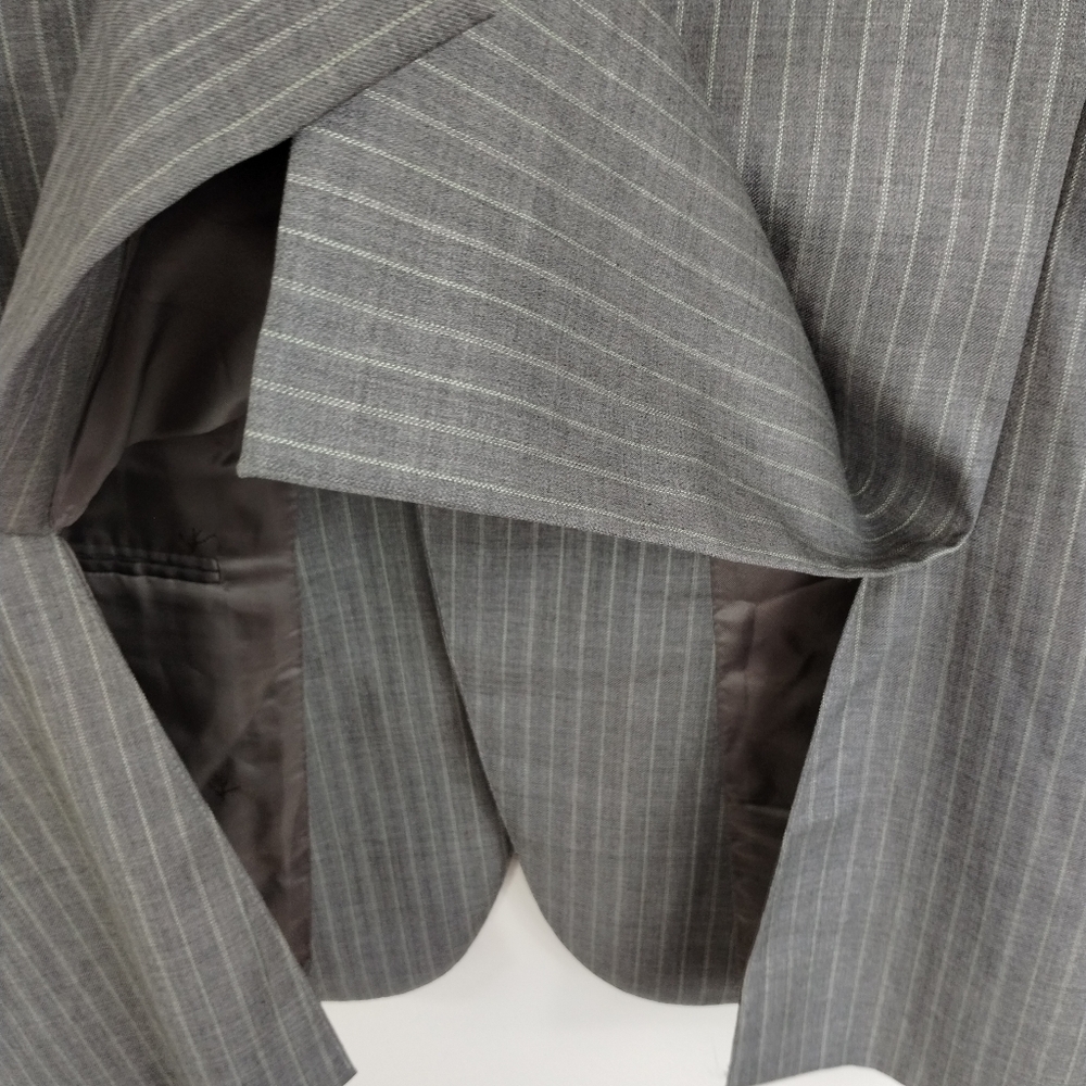 Isaia Napoli Chalk Stripes Men’s Blazer Size 42R - Picture 13 of 13